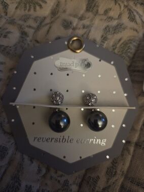 Mud Pie Black Pearl and Crystal Reversible Stud Earrings